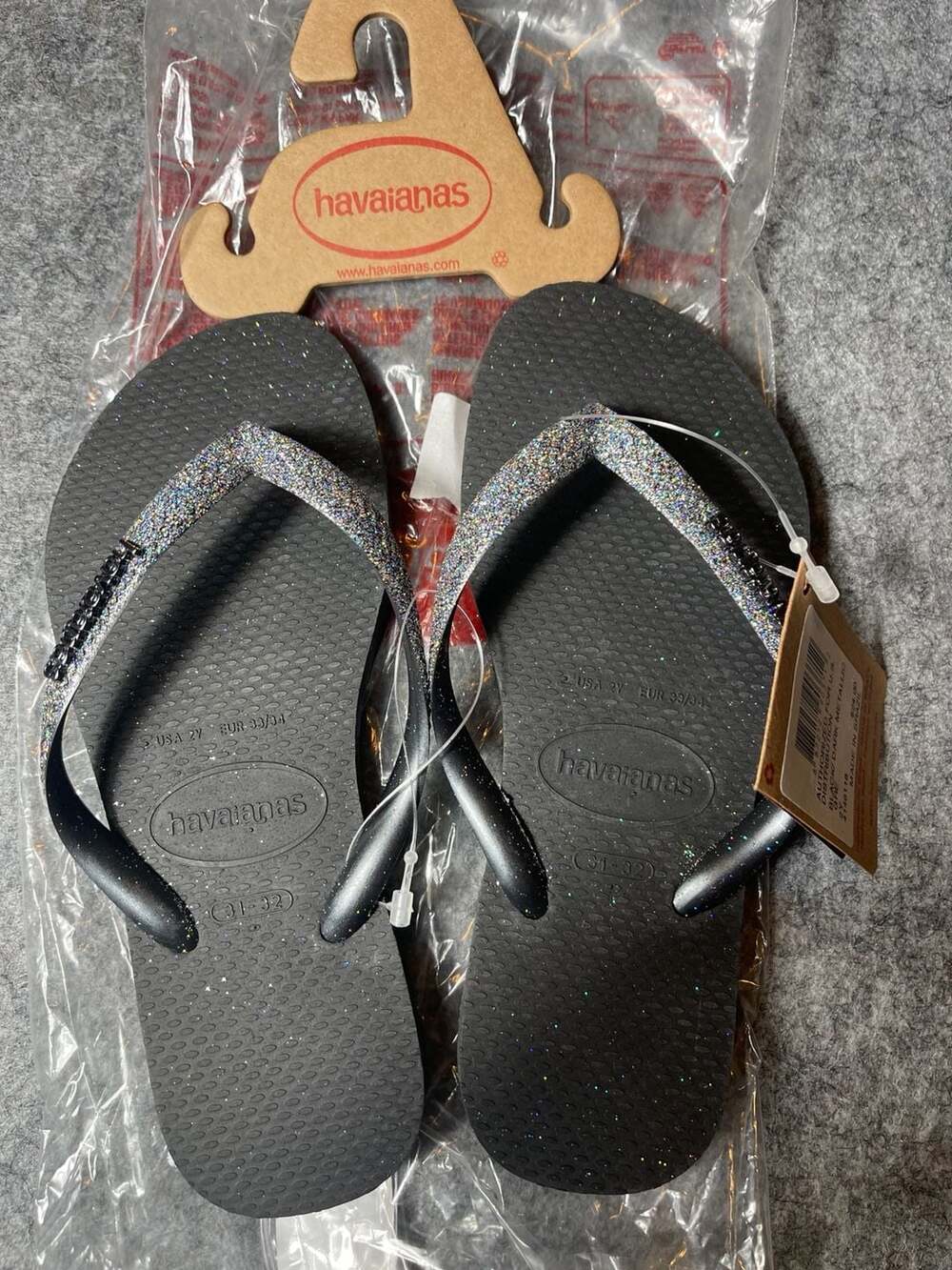 Havaianas Slim Glitter Flip Flops in Black/Dark Metallic Grey